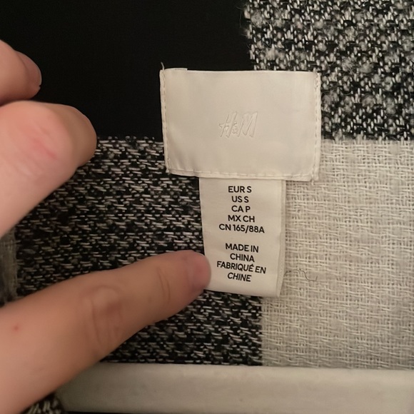 H&M Oversized Flannel Coat Shacket - Picture 3 of 9